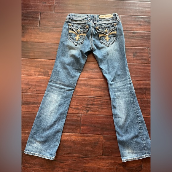 Rock Revival Leah 26 - Picture 2 of 4